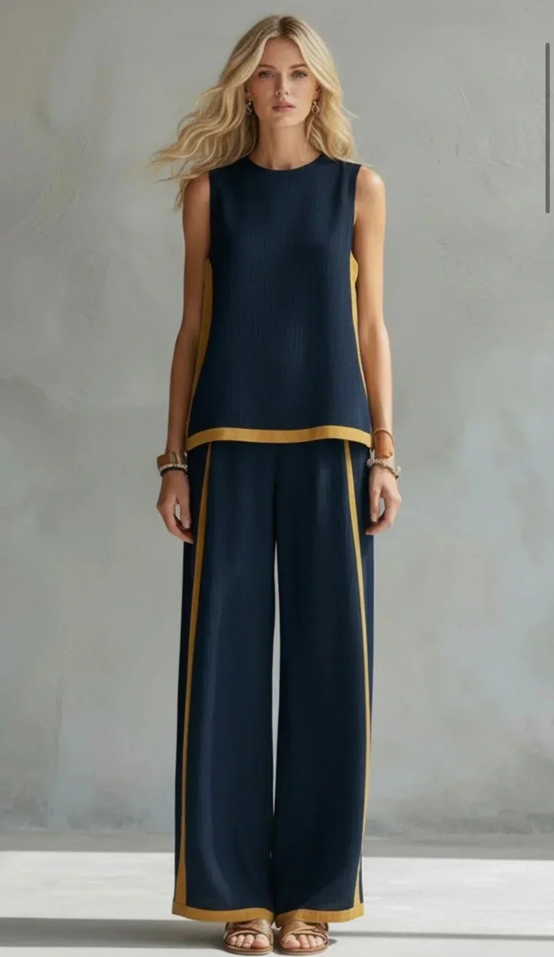 Ursula – Chic-casual vest and pants set with two-tone finishes